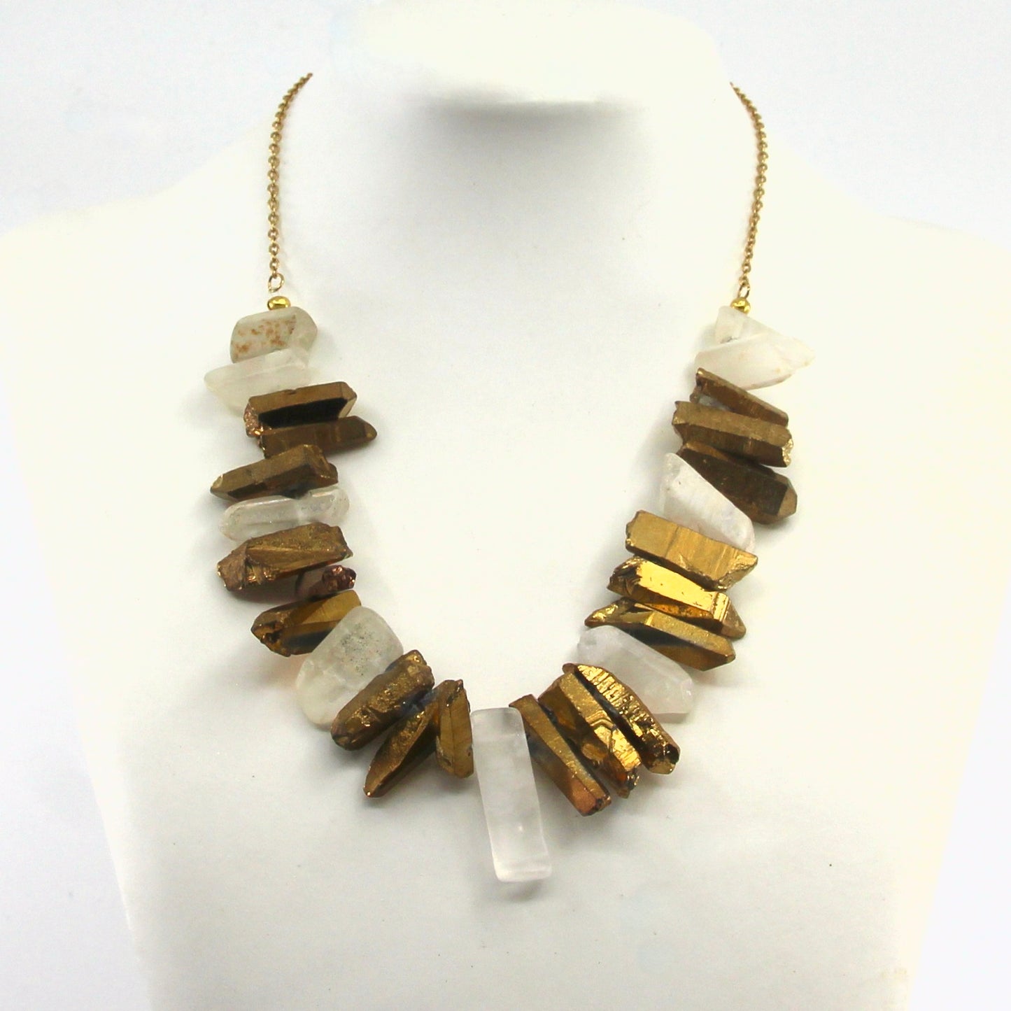 Illuminate Chunky Quartz Necklace